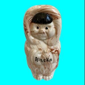 Vtg Alaska Native Clay Eskimo Figure Pottery Cream Brown Swirl Denali 4.5” Tall